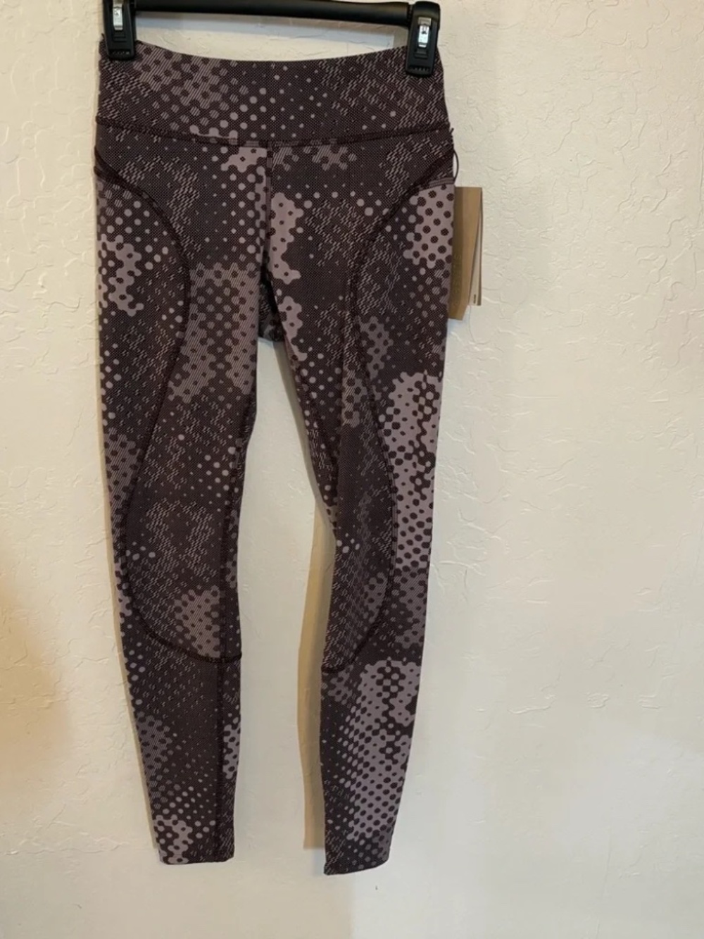 Everlux Mid-Rise Tight 28". SLNSH Collection. NWT size 6